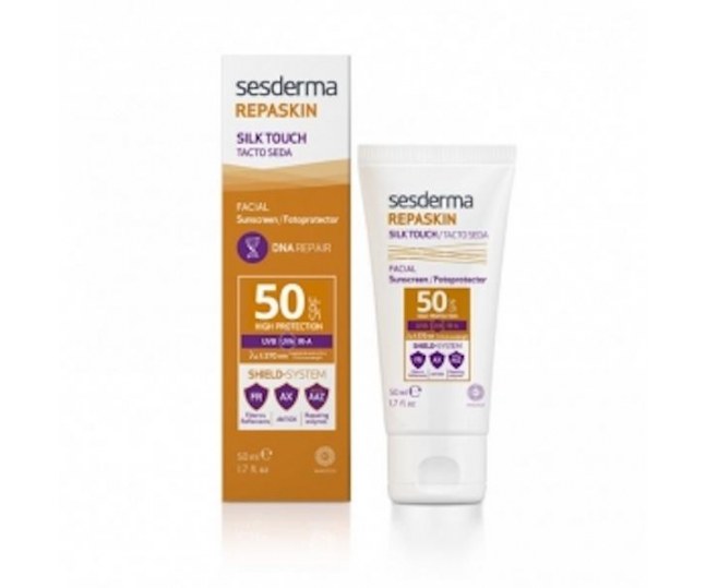 Repaskin Silk Touch Facial Sunscreen SPF50 Солнцезащитное средство для лица 50 мл